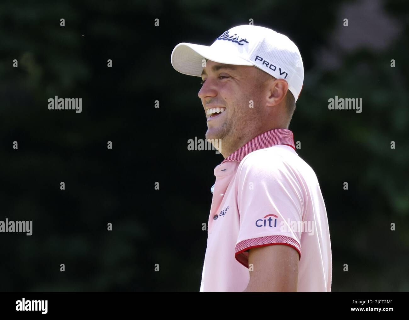 New York, Usa. 15.. Juni 2022. Justin Thomas spielt eine Übungsrunde bei der United States Open Championship 122. im Country Club in Brookline, MA, am Mittwoch, 15. Juni 2022. Foto von John Angelillo/UPI Credit: UPI/Alamy Live News Stockfoto