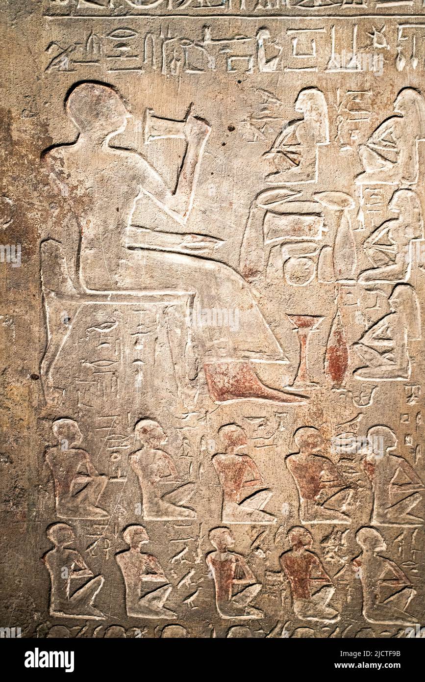 Altägyptische Schrift, ägyptische Hieroglyphen, Wandinschriften. Hochwertige Fotos Stockfoto