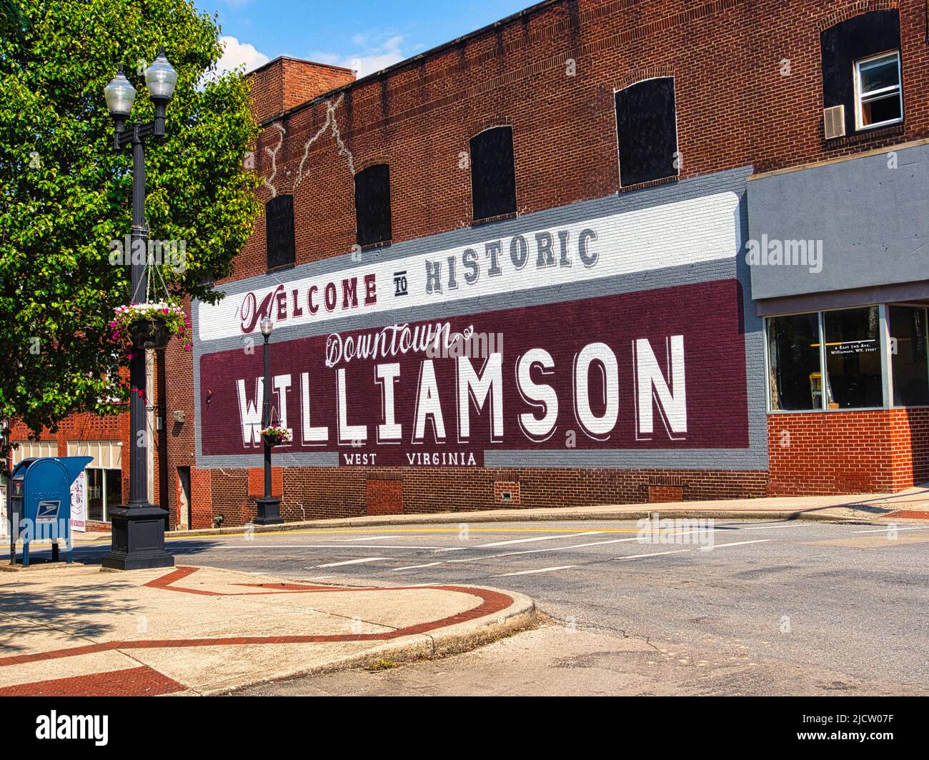Wandgemälde, das Sie in Williamson WV willkommen heißt Stockfoto