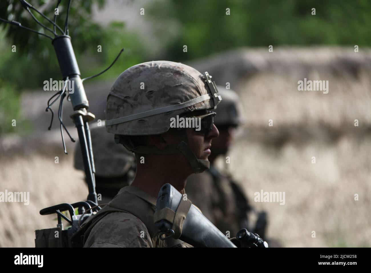 US-Marineinfanteristen auf Patrouille in Kajaki, Provinz Helmond, Afghanistan. Stockfoto