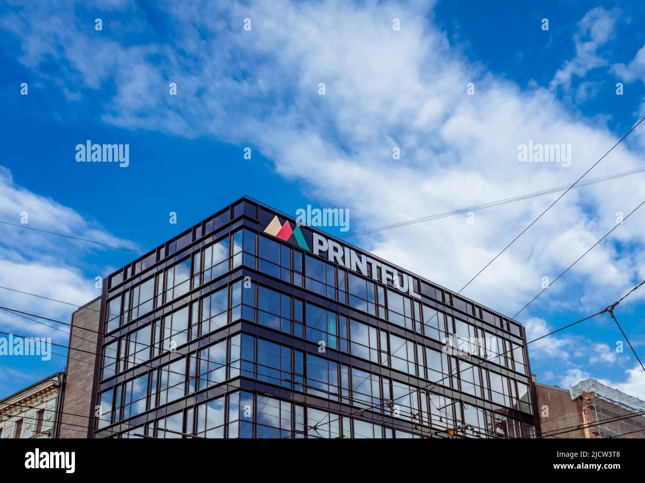 Bürogebäude von Printful. Stockfoto