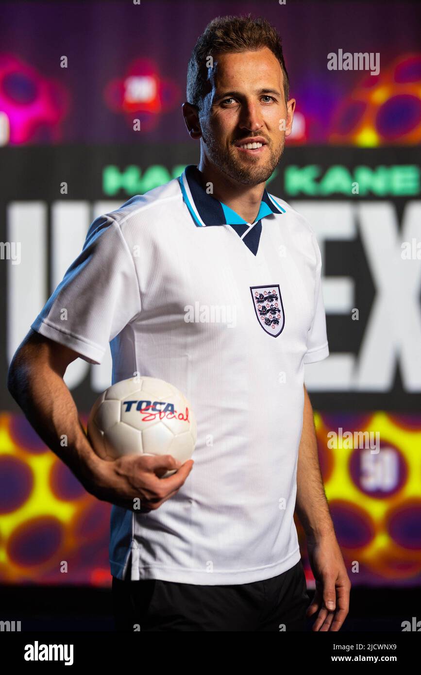 REDAKTIONELLE VERWENDUNG NUR England Kapitän Harry Kane gibt seine Investition in das Fußballtrainings- und Unterhaltungsunternehmen TOCA Football bekannt, um die globale Expansion des US-amerikanischen Unternehmens zu unterstützen. Ausgabedatum: Donnerstag, 16. Juni 2022. Stockfoto
