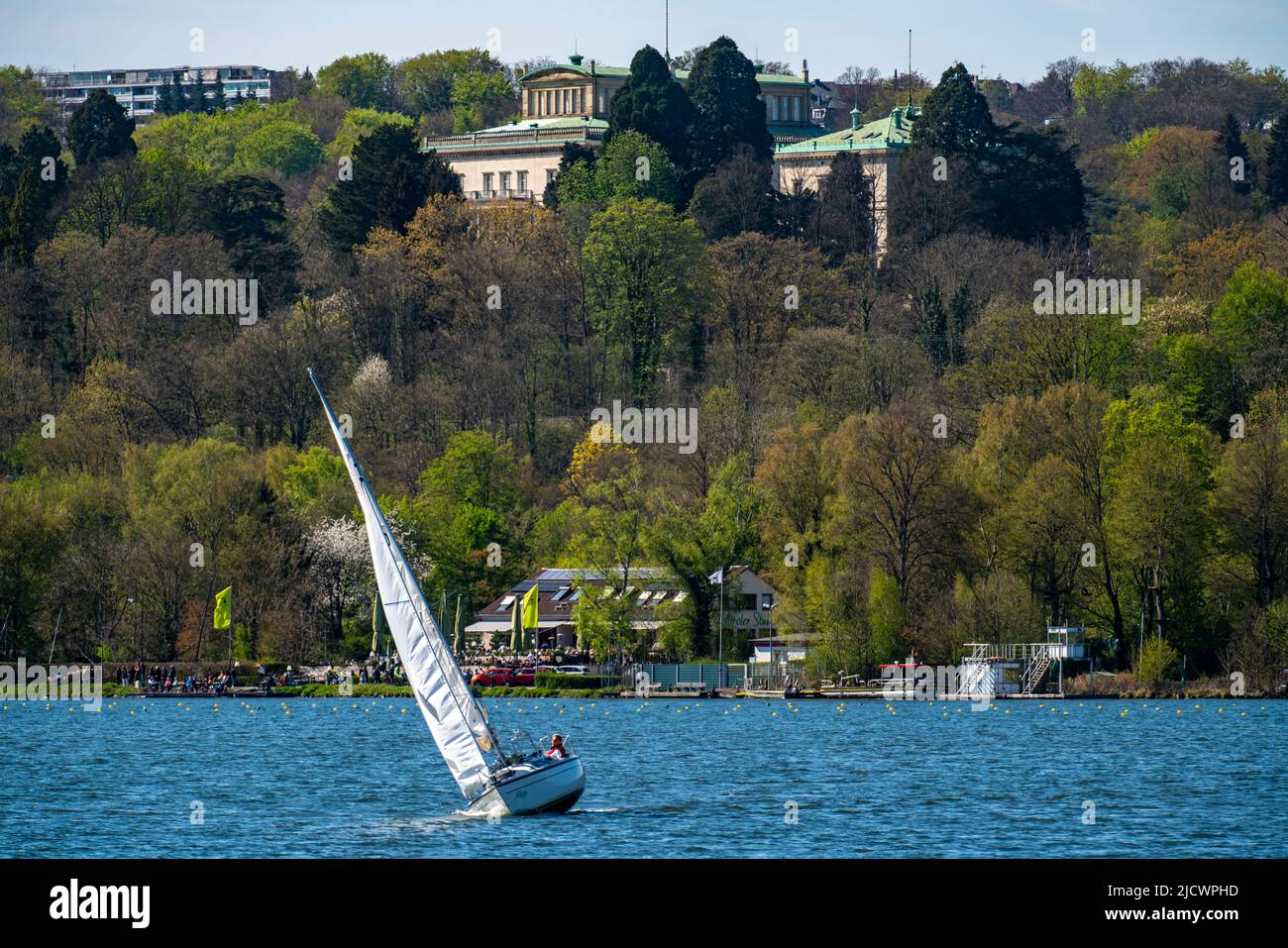 Baldeneysee, Ruhrreservoir, Villa Hügel, Segelboot, Essen, NRW, Deutschland, Stockfoto