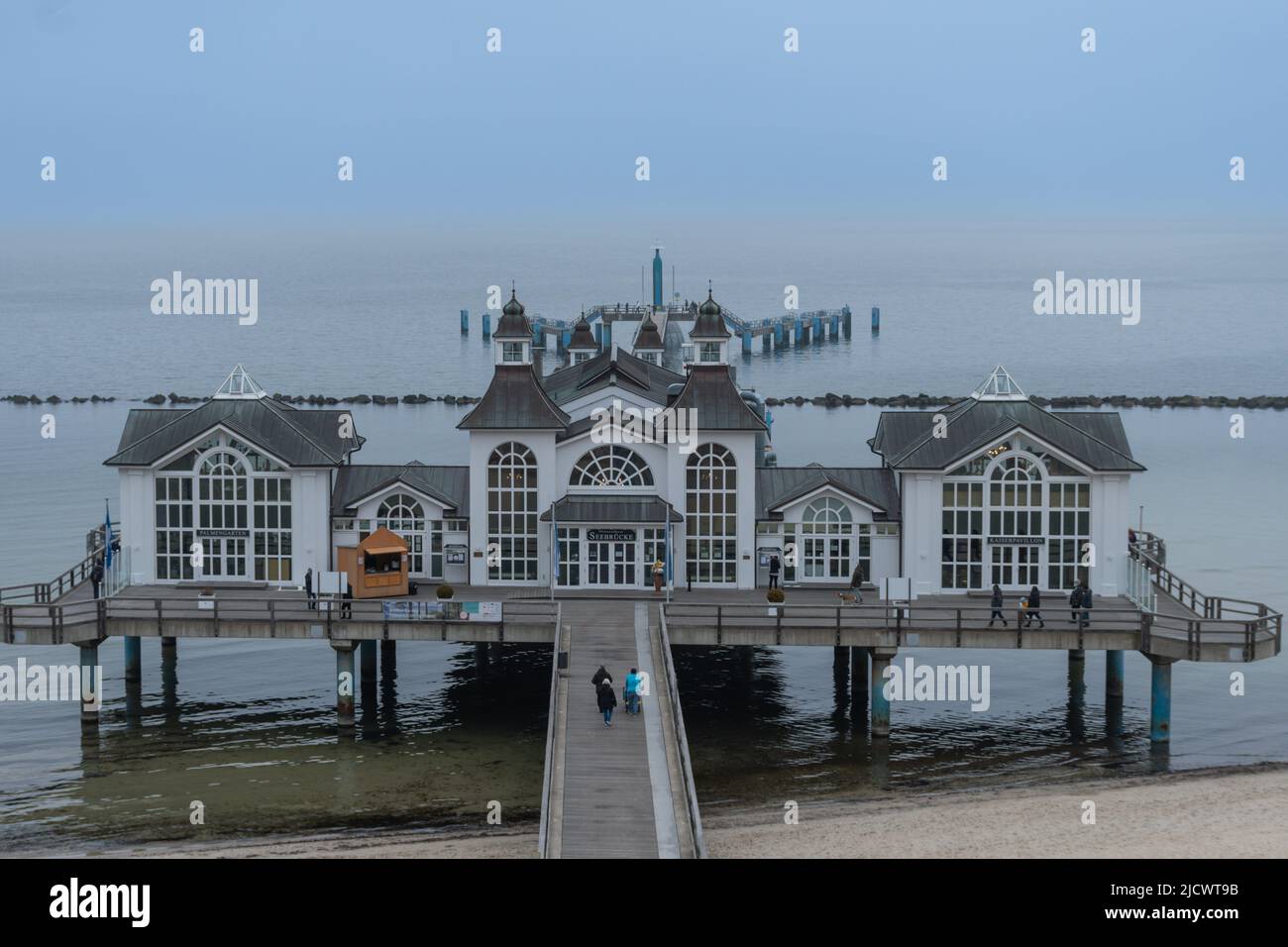 Pier des Ostseebades Binz auf der Insel Rügen Stockfoto