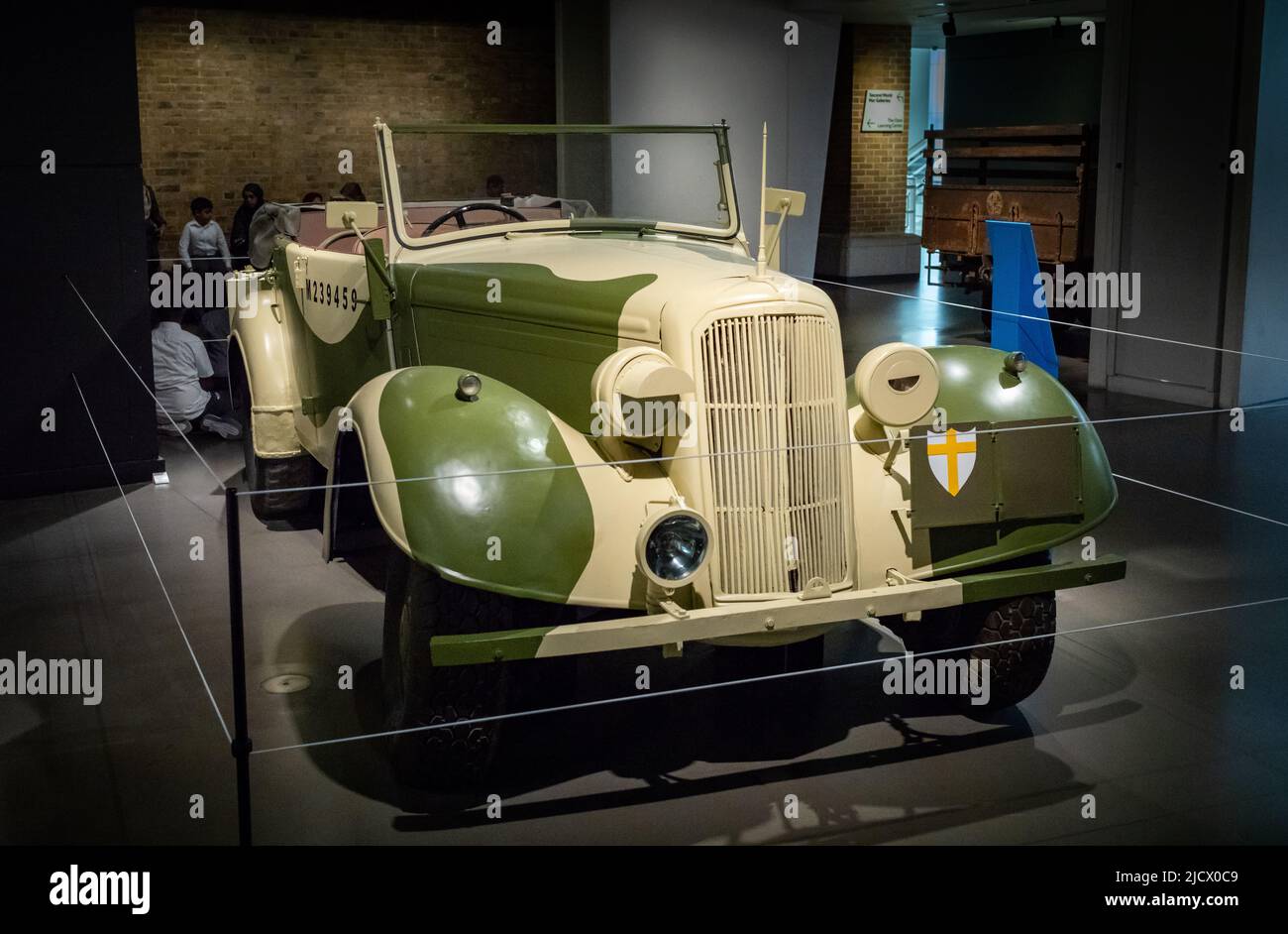 Ein Humber Super Snipe Staff Car, das vom Feldmarschall Montgomery von Alamein im Imperial war Museum (IWM) London ausgestellt wurde. Das Auto war kn Stockfoto