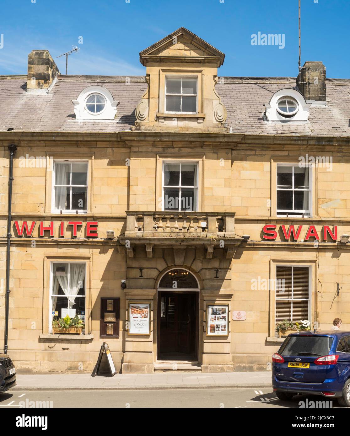 Das gelistete White Swan Hotel in Alnwick, Northumberland, England, Großbritannien Stockfoto