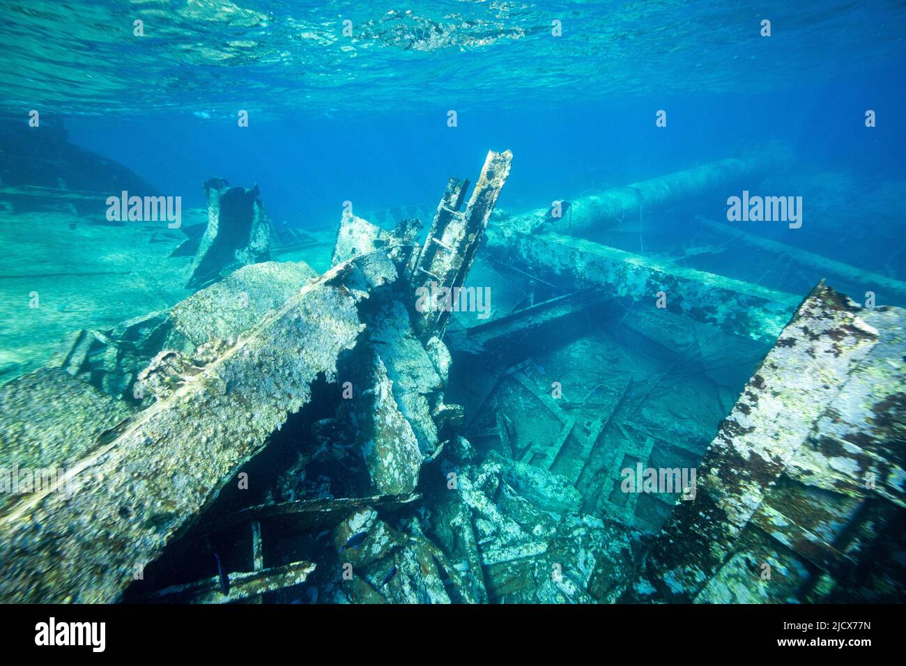 Überreste des Schiffswracks von Kinsei Maru auf der nordöstlichen Seite der Silberbank, Dominikanische Republik, Großantillen, Karibik, Mittelamerika Stockfoto