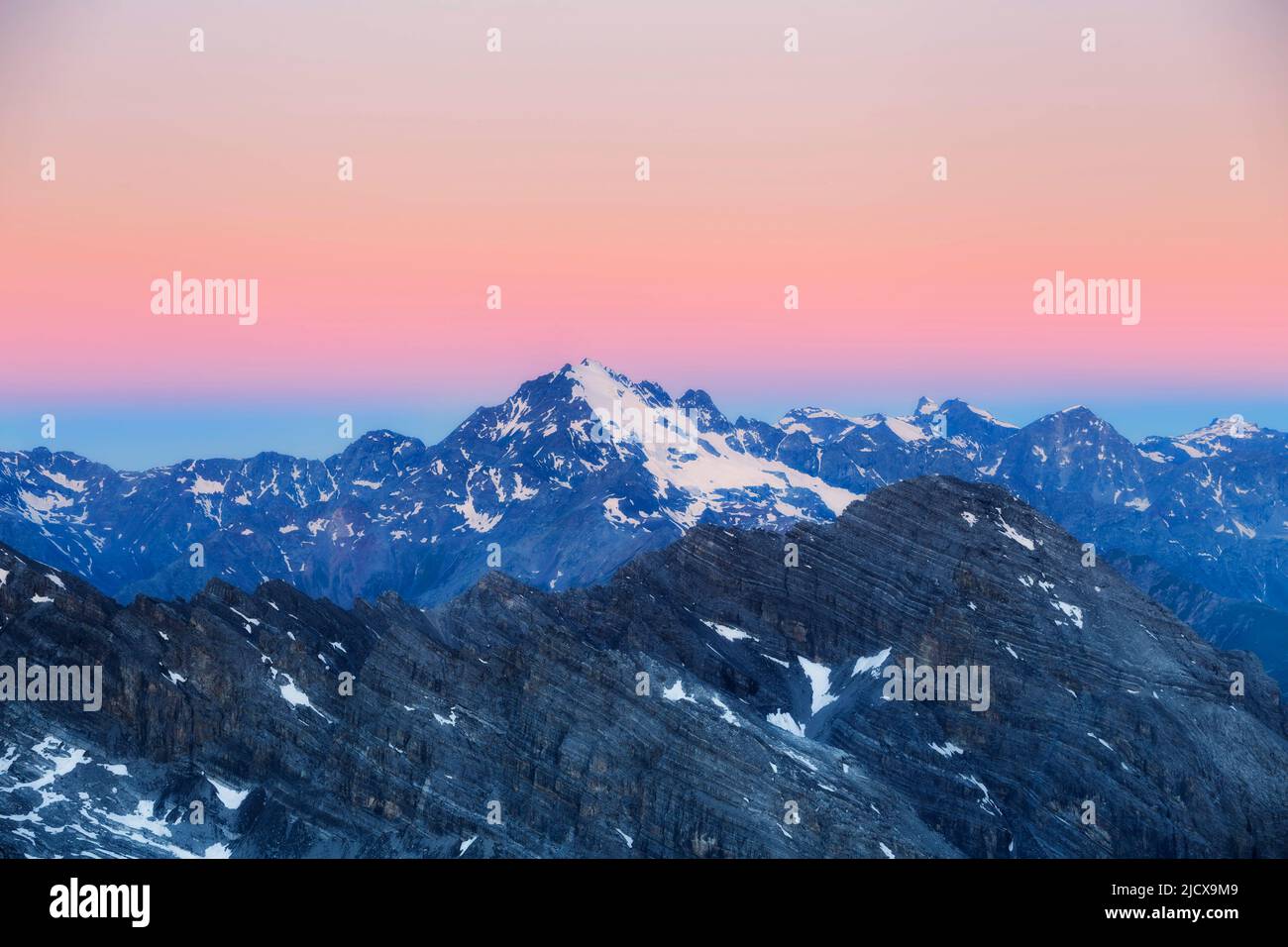 Cima Piazzi bei Sonnenuntergang, Stilfser Joch Pass, Nationalpark Stilfser Joch, Valtellina, Lombardei, Italien, Europa Stockfoto