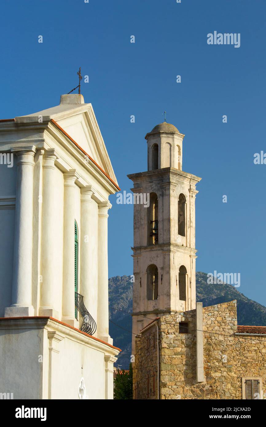 Glockenturm der Kirche St. Augustin, Montemaggiore (Montegrosso), Calvi Balagne, Haute-Corse, Korsika, Frankreich, Mittelmeer, Europa Stockfoto