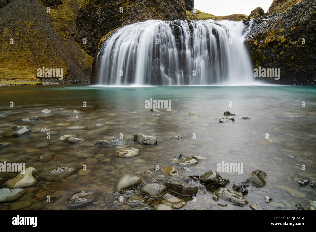 Stjornarfoss Wasserfall am Stjorn Fluss, Island, Polarregionen Stockfoto
