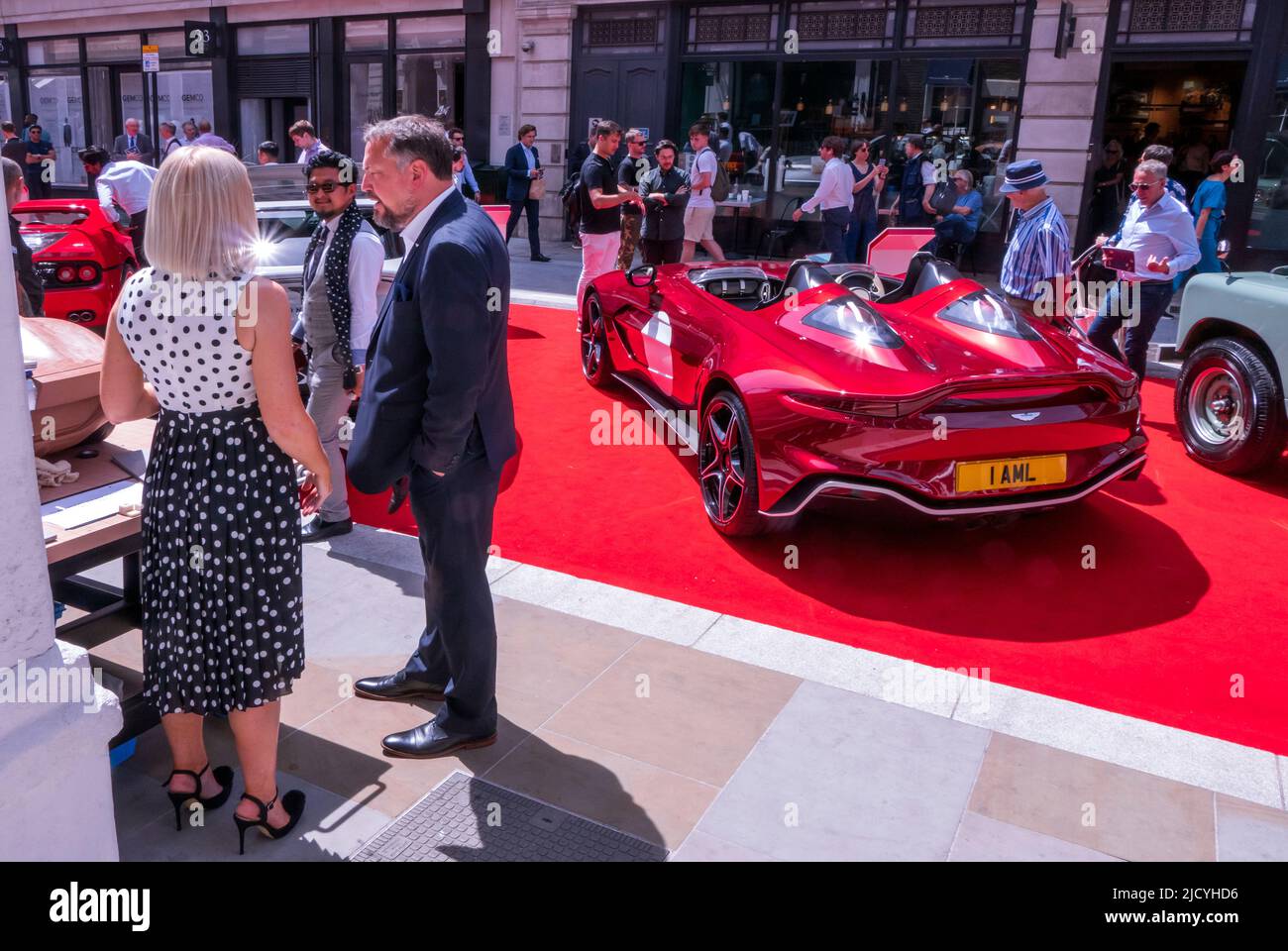 Aston Martin Speedster Concours auf der Savile Row Oldtimer-Show in London, Großbritannien Stockfoto