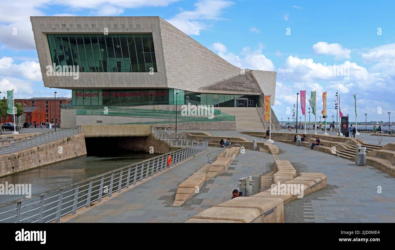 Panorama des Museums von Liverpool Life, am Pier Head, Mann Island, Liverpool, Merseyside, England, UK, L3 1DG Stockfoto