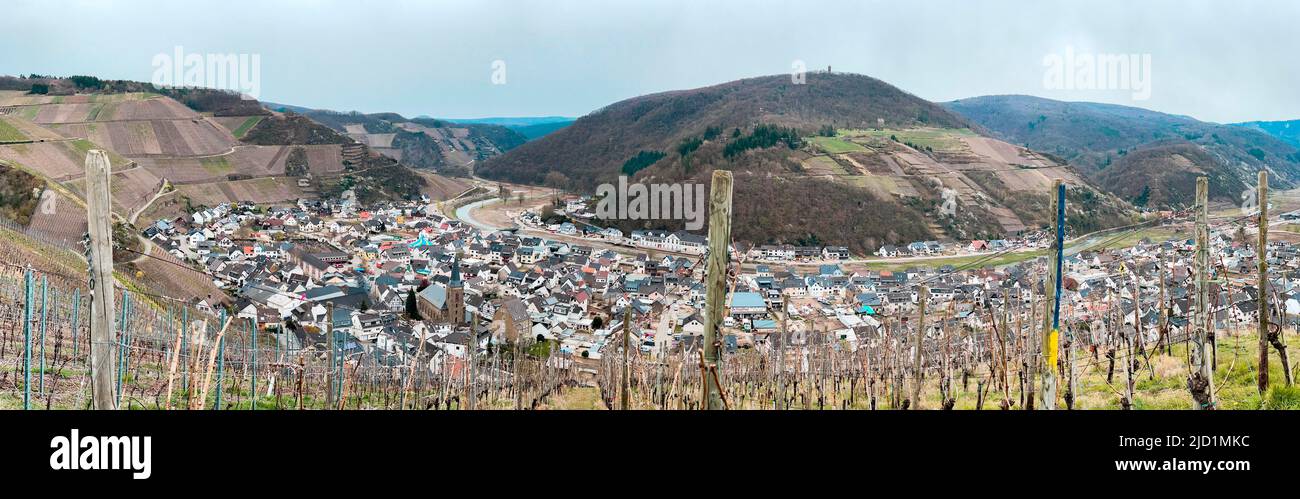 Schäden nach dem Hochwasser im Ahrtal, Dernau, Kreis Ahrweiler, Rheinland-Pfalz, Deutschland Stockfoto
