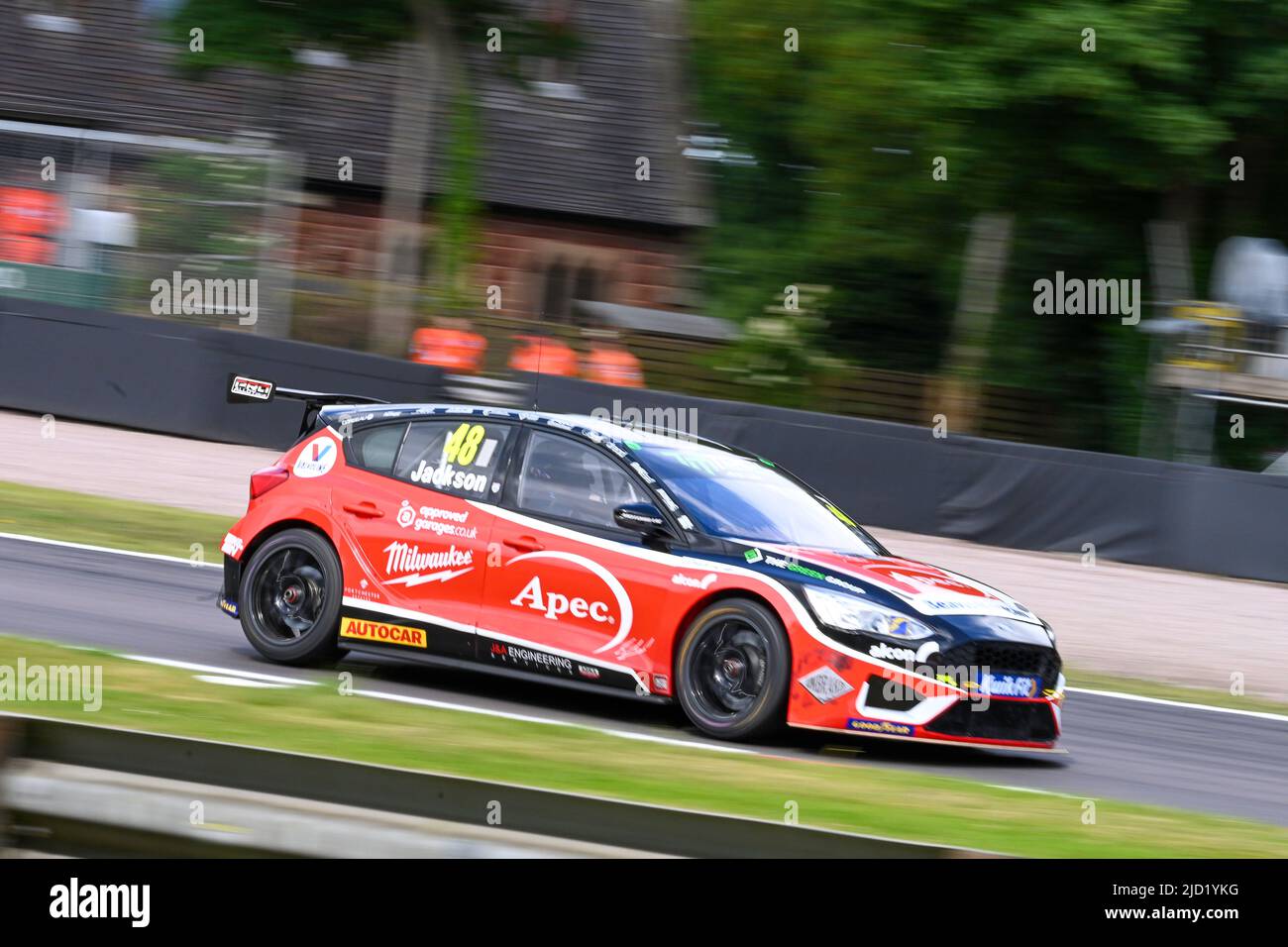 Ollie Jackson, Nummer 48, fährt für die Motorbase in Oulton Park, für die BTCC, British Touring Cars 2022 Serie Stockfoto