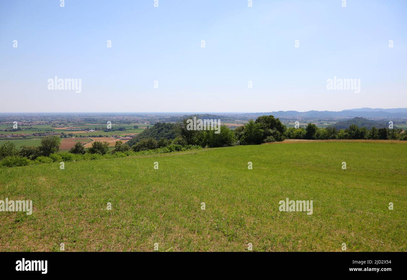 Natürliche Landschaft von Flachland genannt Padan Plain in Italty Stockfoto