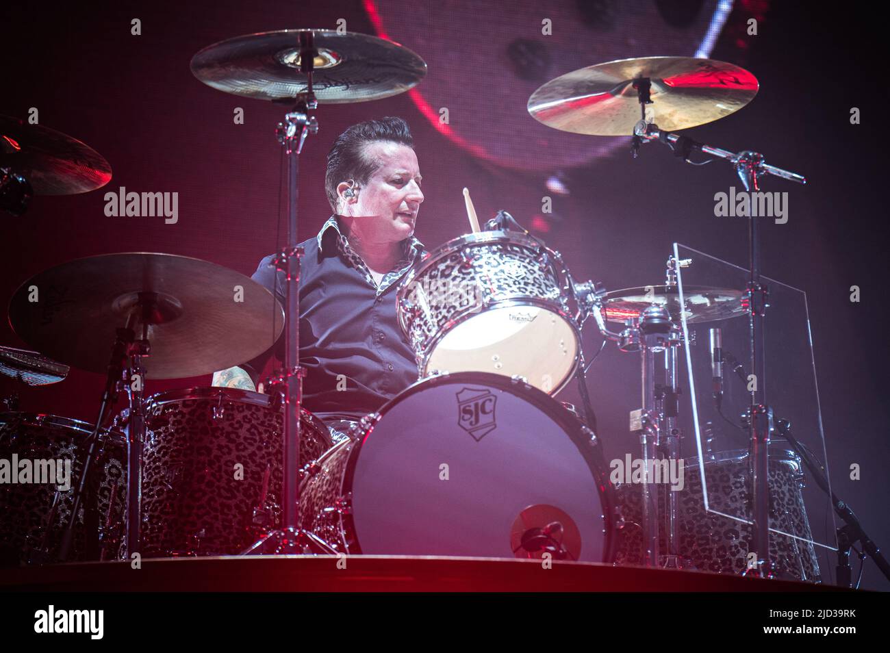 ITALIEN, MAILAND, 15. 2022. JUNI: Tre Cool, Schlagzeuger der amerikanischen Punk-Rock-Band GREEN DAY, preformt live auf der Bühne des Ippodromo SNAI La Maura während des 'I-Days Festival 2022' Stockfoto