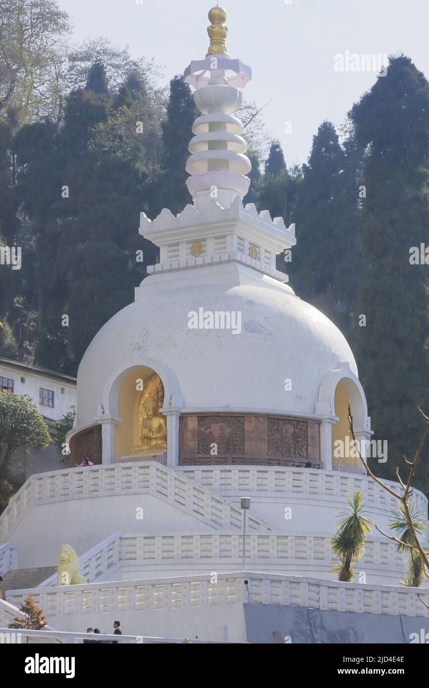 japanische Friedenspagode der darjeeling Hill Station, dieser wunderschöne buddhistische Tempel liegt an den Ausläufern des himalaya, westlich von bengalen in indien Stockfoto