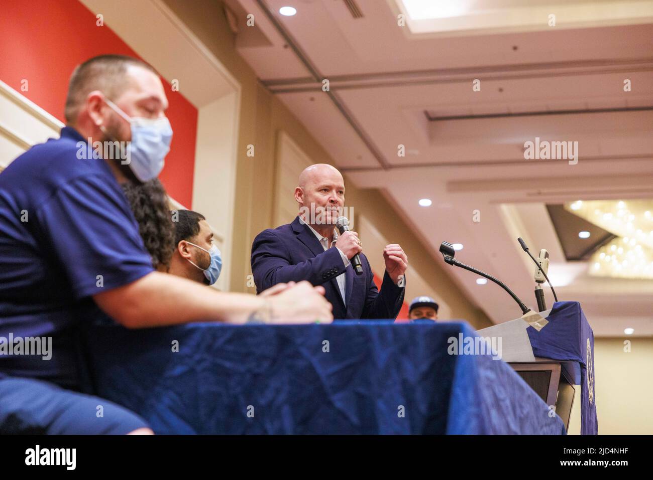 Chicago, USA. 19.. Juni 2022. Der Gewerkschaftsvorsitzende Sean OíBrien, Vorsitzender der Gewerkschaft Teamsters, spricht während der Konferenz von Labour Notes in Chicago. Kredit: SOPA Images Limited/Alamy Live Nachrichten Stockfoto