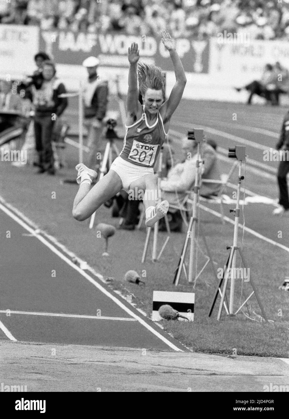 HEIKE DAUTE FRG-Athletin bei der IAAF-Weltmeisterschaft nimmt Teil und gewinnt den Weitsprung in Helsinki Finnland am 1983. august Stockfoto