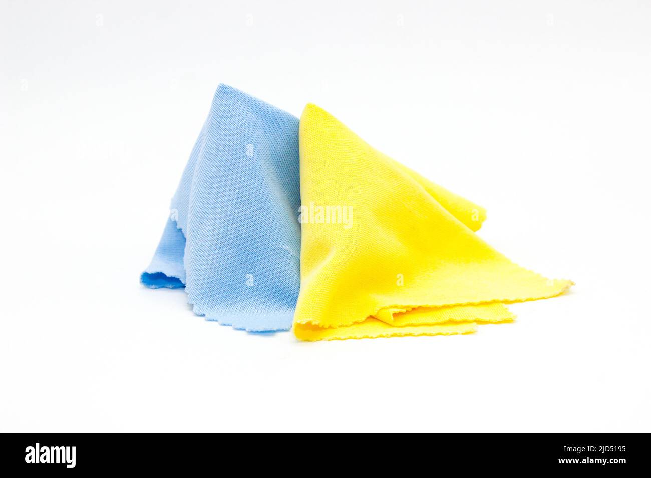 Ein Bild eines Linsenreinigungstuches auf weißem Hintergrund Stockfoto