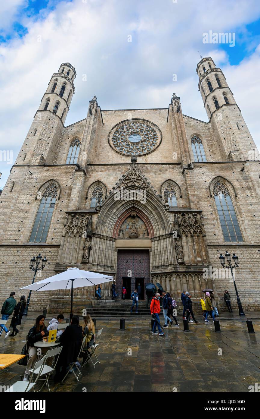 Barcelona, Spanien. Santa Maria del Mar ist eine Kirche im Stadtteil Ribera von Barcelona Stockfoto