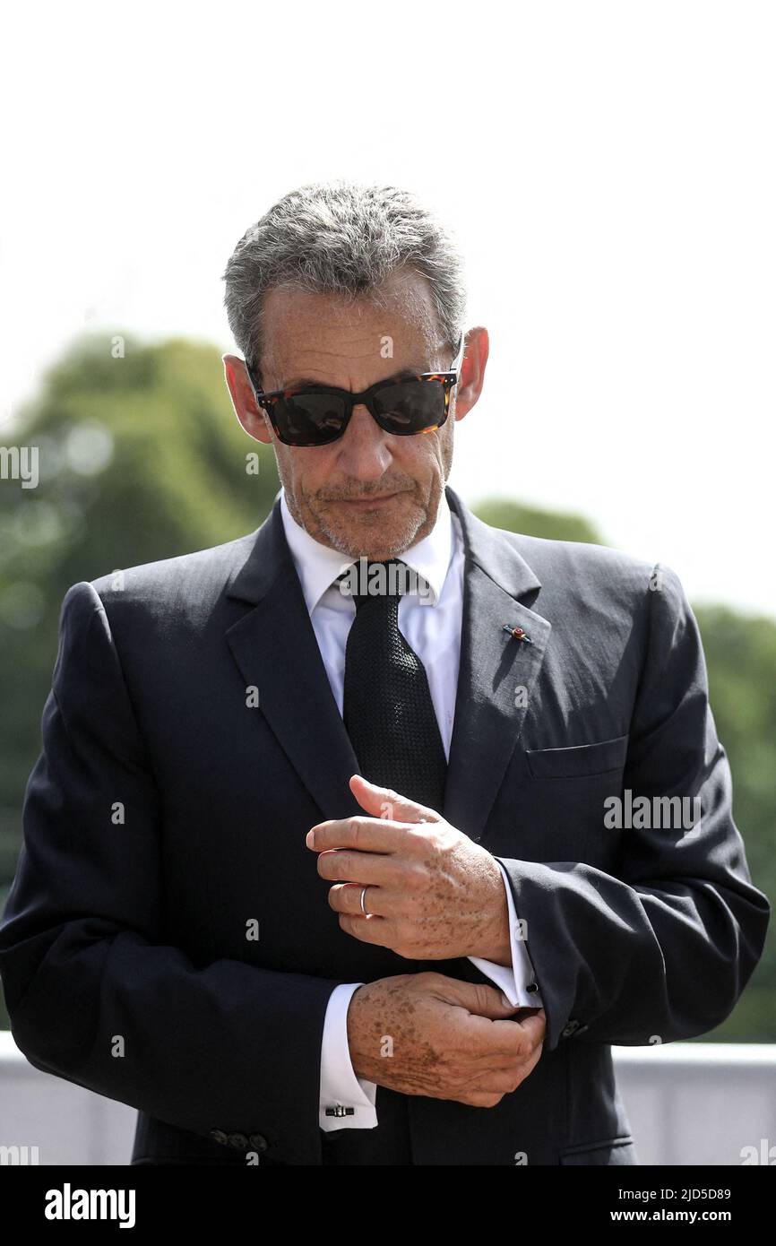 Suresne, Frankreich. 18.. Juni 2022. Nicolas Sarkozy lors de la cérémonie commémorative du 82ème anniversaire de l'Appel à la résistance du général Charles de Gaulle du 18 juin 1940, au mémorial du Mont-Valérien, à Suresne, Frankreich, le 18 juini 2022. Der französische Präsident bei einer Zeremonie anlässlich des 82.. Jahrestages des Widerstands von General Charles de Gaulle am 18. Juni 1940 auf der Gedenkstätte Mont Valerien in Suresnes bei Paris, Frankreich, am 18. Juni 2022. Foto von Stephane Lemouton/Pool/ABACAPRESS.COM Quelle: Abaca Press/Alamy Live News Stockfoto