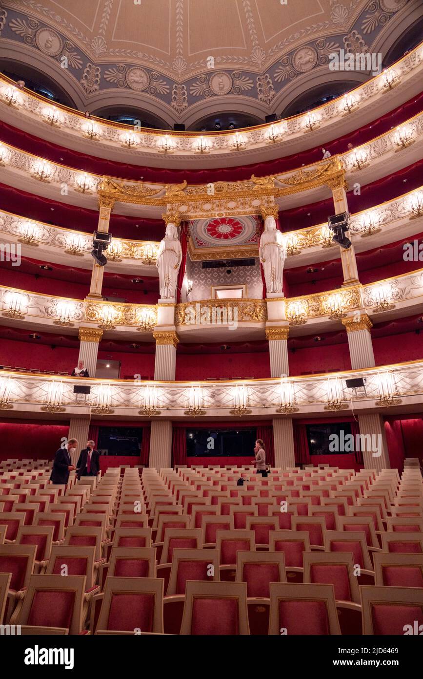 Pause im Nationaltheater, München, Bayern, Deutschland Stockfoto