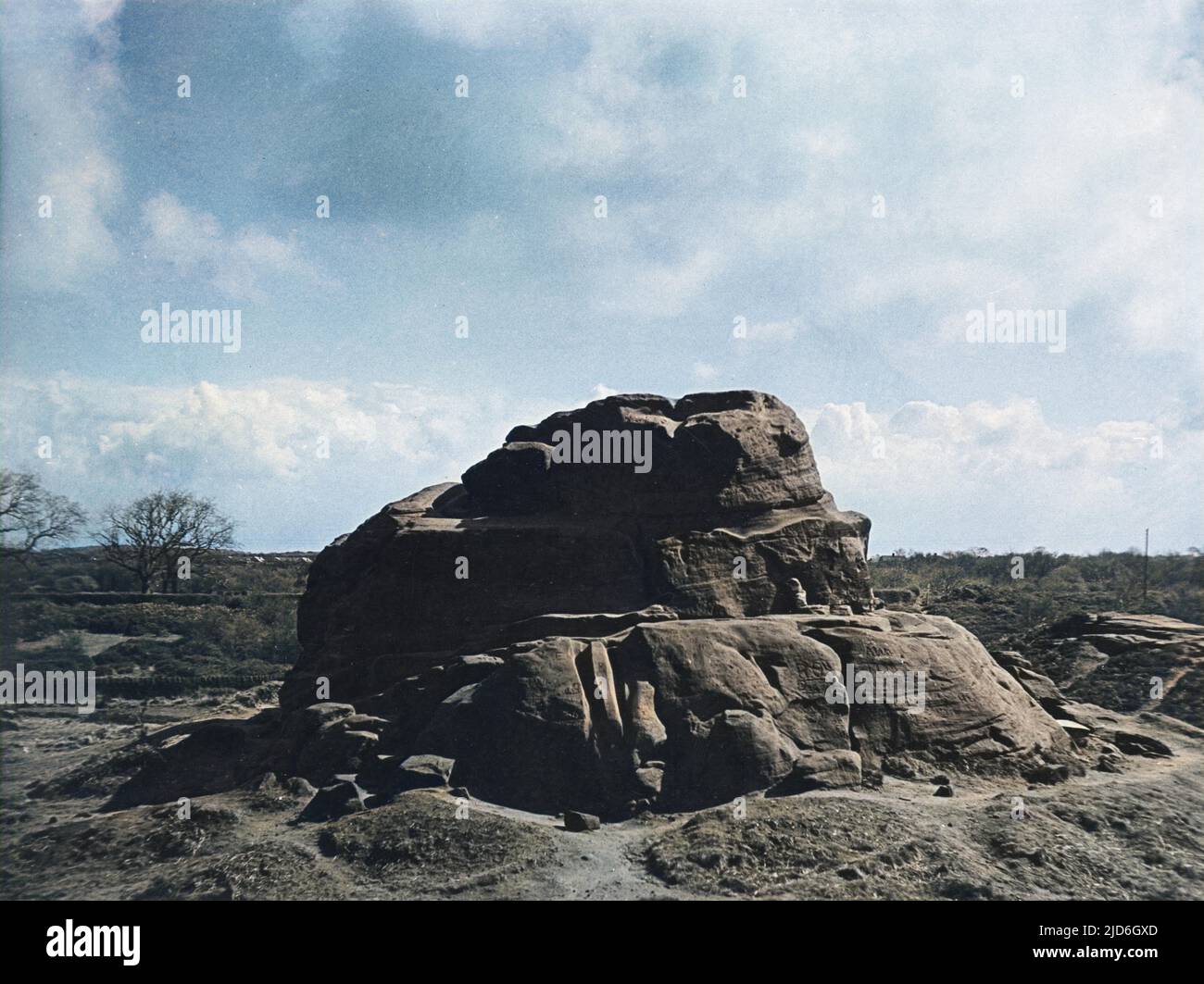 Thor's Stone', eine natürliche Felsformation, in der Wikinger angeblich Thor, dem gott des Donners, Menschenopfer dargebracht haben; Thurstaston, Merseyside, England. Kolorierte Version von : 10187529 Datum: BC Stockfoto