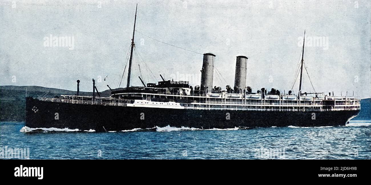 Foto des Australian Mail Liner SS 'Orsova' der Orient Steam Navigation Company auf See, 1909. Sie wurde 1909 von John Brown und Co., Clydebank, erbaut und wurde speziell für die Route nach Australien gebaut, mit guter Belüftung für Passagiere und Fracht. Kolorierte Version von: 10216900 Datum: 1909 Stockfoto