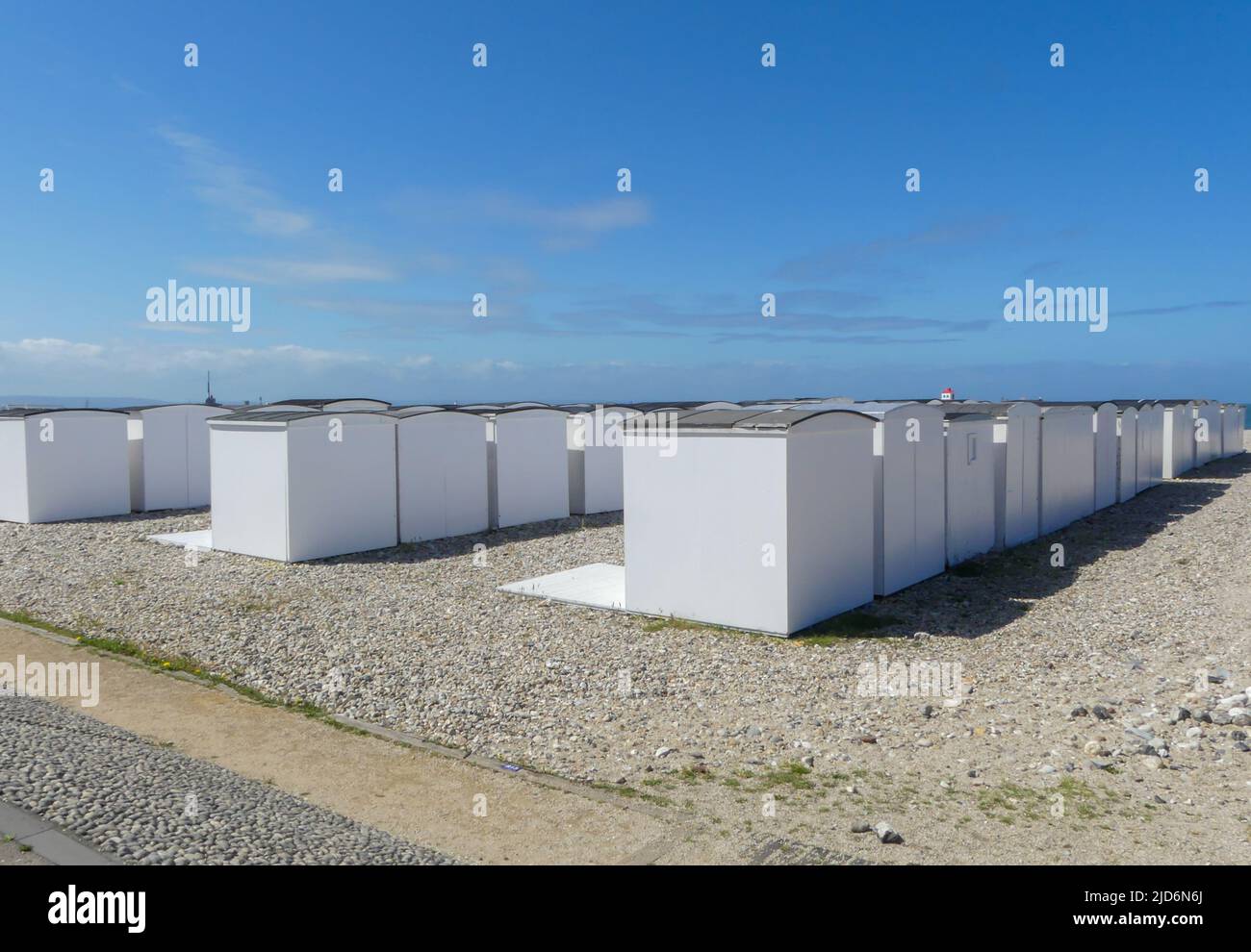Le Havre, Frankreich. Juni 11. 2022. Strandhütte am Meer. Stockfoto