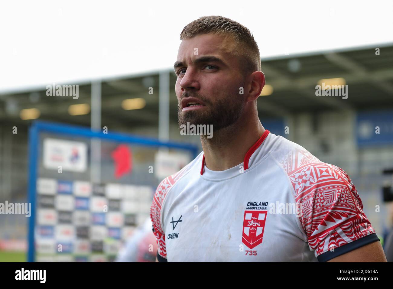 Mike McMeeken #12 aus der englischen Rugby-League-Nationalmannschaft nach dem Spiel Stockfoto