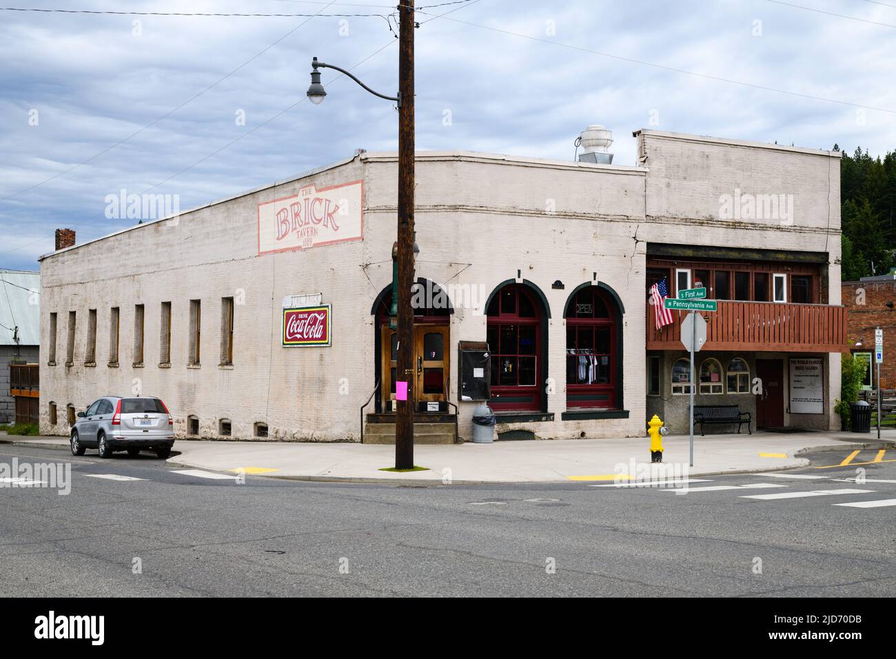 Roslyn, WA, USA - 17. Juni 2022; The Brick Tavern ein historisches Eckgebäude in Roslyn, Washington Stockfoto