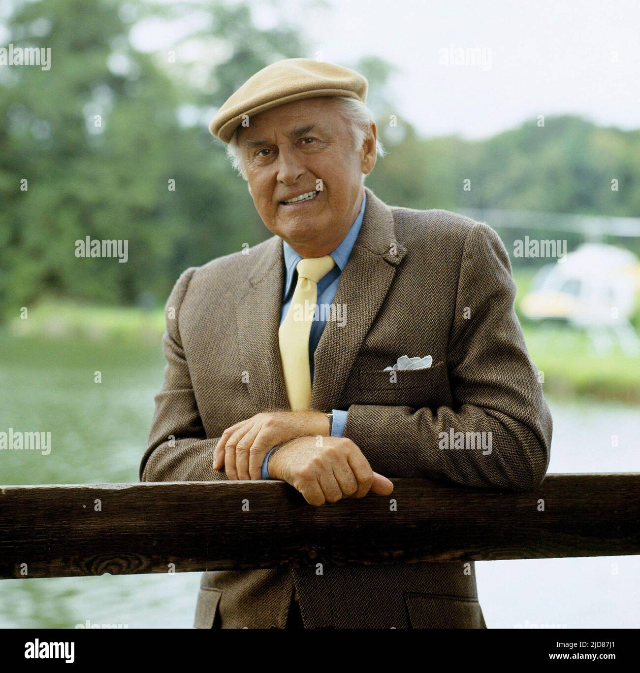 STEWART GRANGER, DAS ERBE DER GULDENBURGS , 1987, Stockfoto