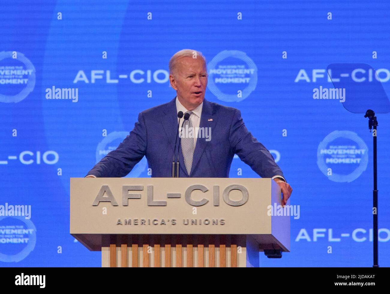 PHILADELPHIA, PA, USA - 14. JUNI 2022: Präsident Joe Biden hält Bemerkungen auf der AFL-CIO Quadrennial Constitutional Convention 29.. Stockfoto