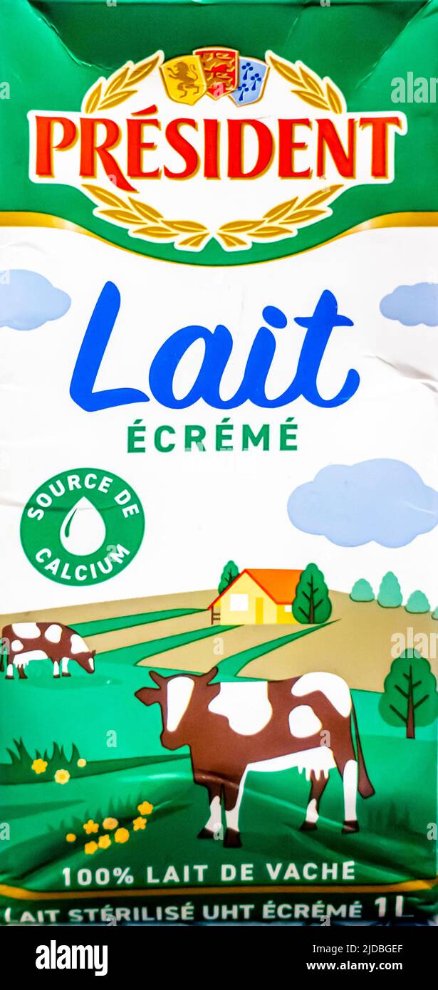 Präsident Lait ecreme verpackt Milch aus Marokko Stockfoto