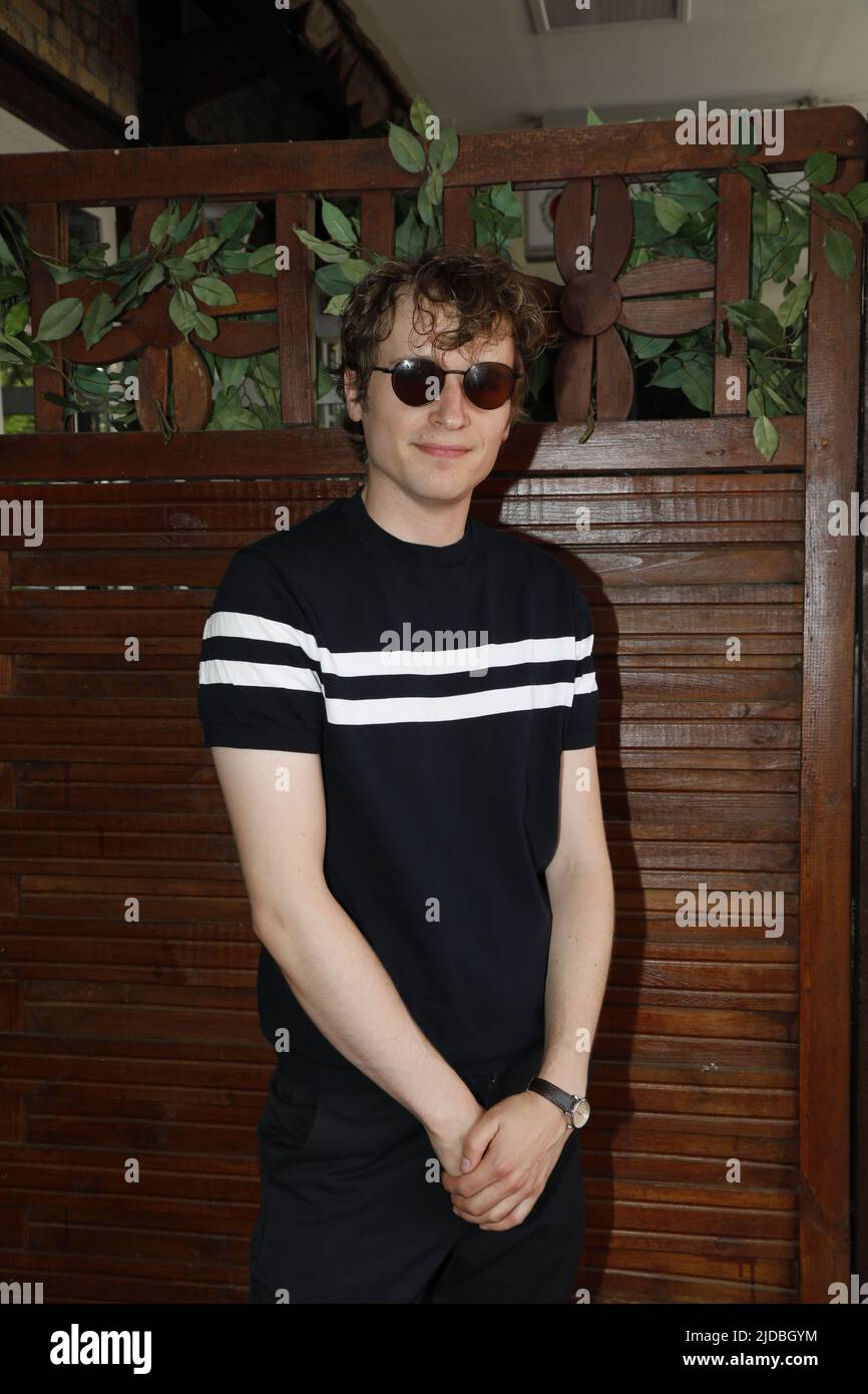 Anton von Lucke beim Lola Festival 2022 - Deutscher Filmpreis im Haus Ungarn. Berlin, 18.06.2022 Stockfoto