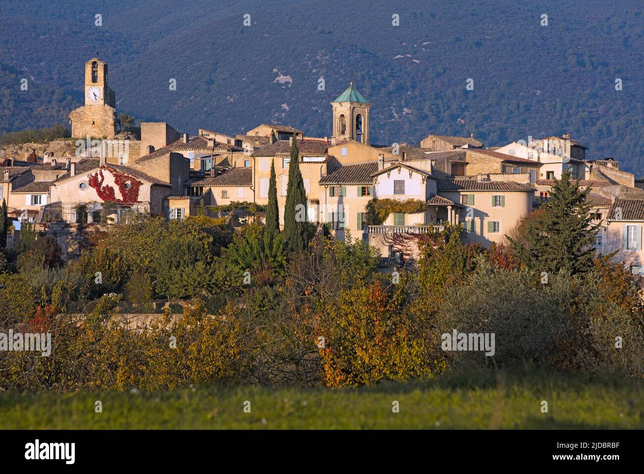 Frankreich, Vaucluse Lourmarin klassifiziertes Dorf des regionalen Naturparks Luberon Stockfoto
