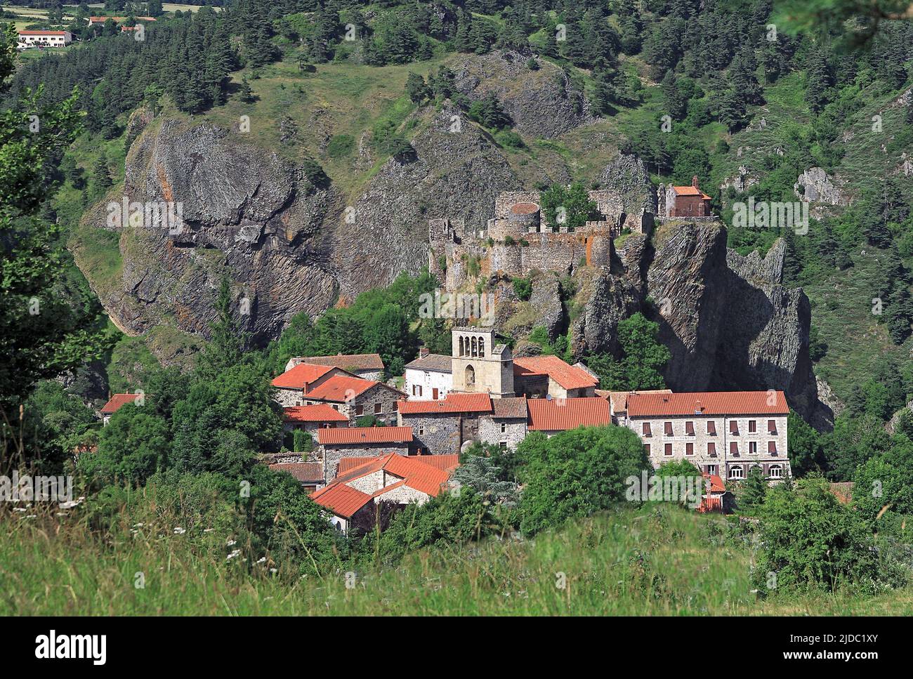 Frankreich, Haute-Loire Arlempdes, klassifiziertes Dorf, Blick von der Website Stockfoto