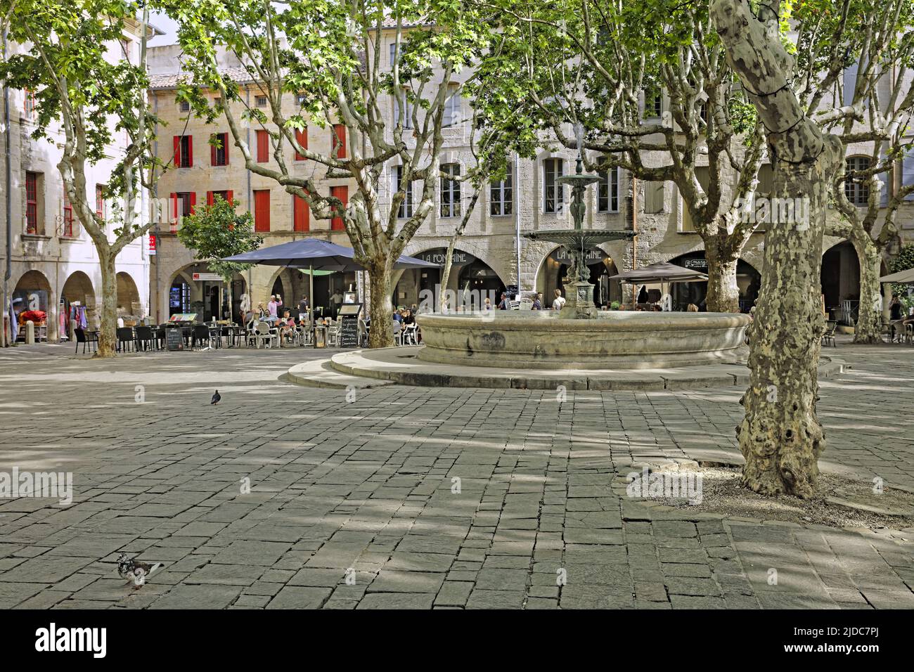 Frankreich, Gard (30) Uzès, Place aux Herbes Stockfoto