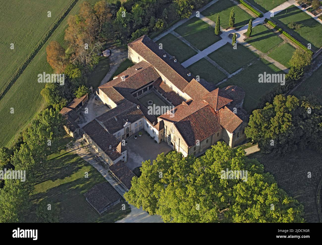 Frankreich, Gers, Valence-sur-Baise, Abtei Flaran, eine ehemalige Zisterzienserabtei (Luftaufnahme) Stockfoto