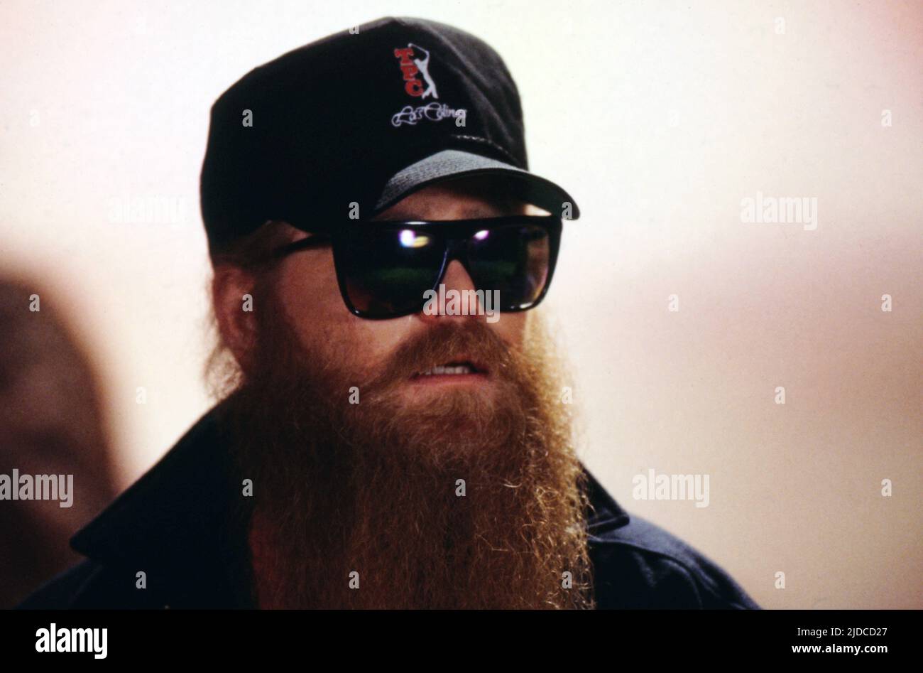 ZZ Top, amerikanische Rockband, Portrait von Sänger und E-Gitarrist Billy Gibbons, Auftritt in Deutschland, 1987. ZZ Top, American Rock Band, Portrait des Sängers und E-Gitarristen Billy Gibbons, Auftritt in Deutschland, 1987. Stockfoto