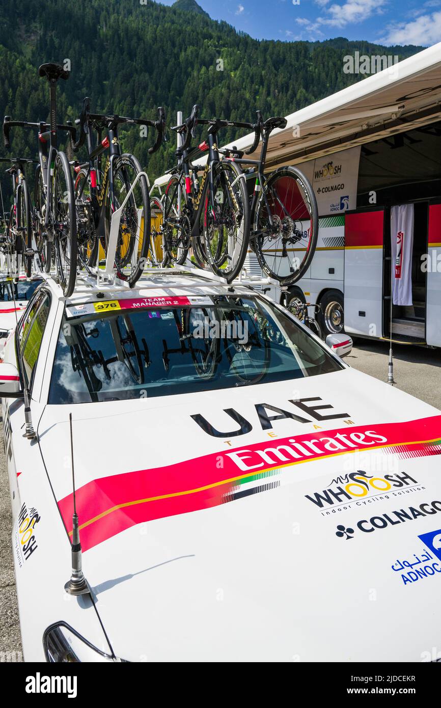 Schweiz, Kanton Tessin, Ambrì, Etappenabbruch von Ambrì, Team der VAE Stockfoto