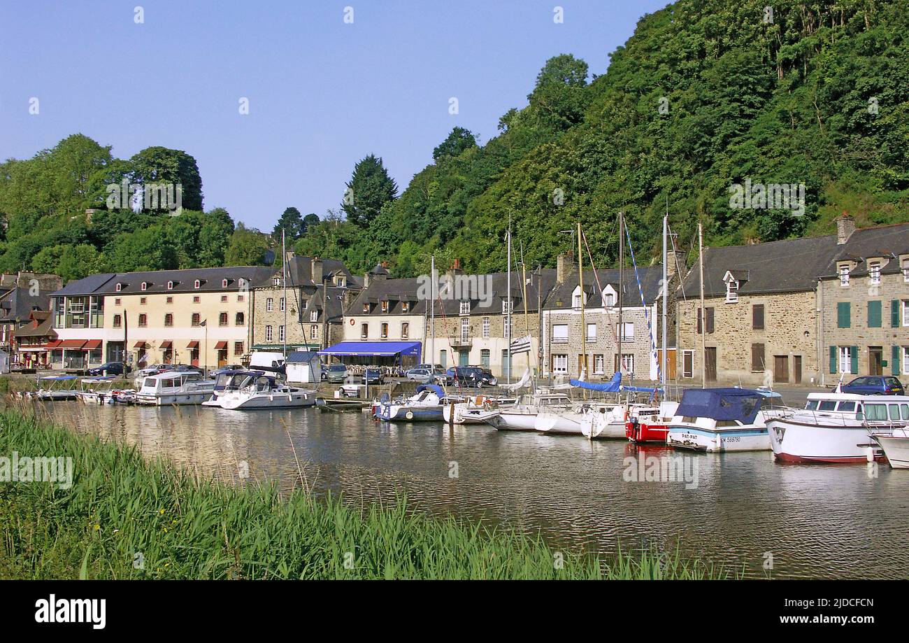 Frankreich, Côtes-d'Armor Dinan, der Hafen an der Rance Stockfoto