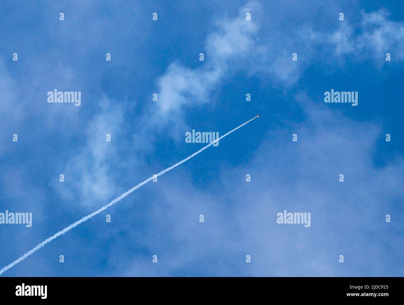 Eine Rakete wurde während eines Militärmanövers, das von Saraya AlQuds
