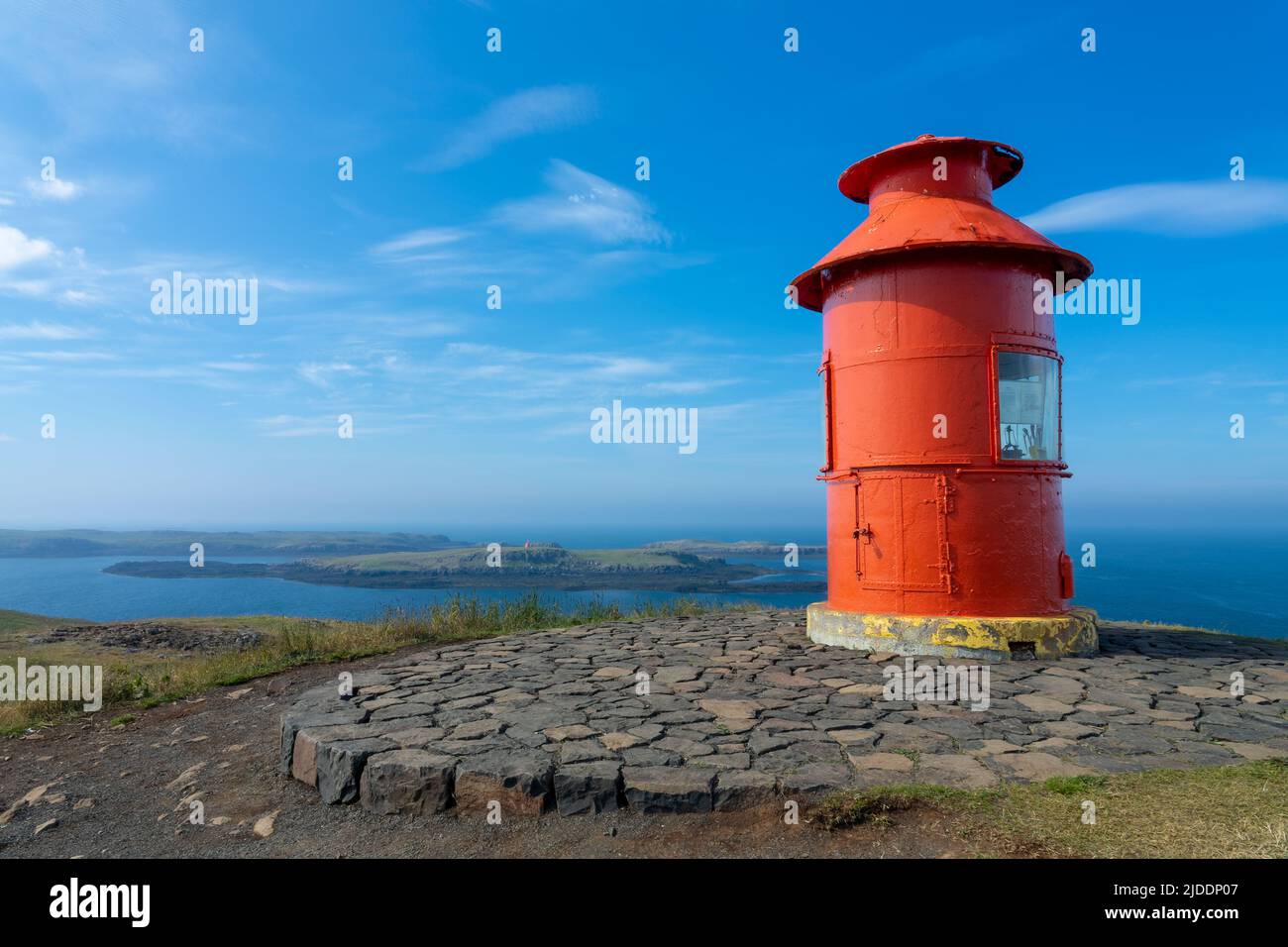 Roter Leuchtturm von Stykkisholmur, Halbinsel Snaefellsnes, Island Stockfoto
