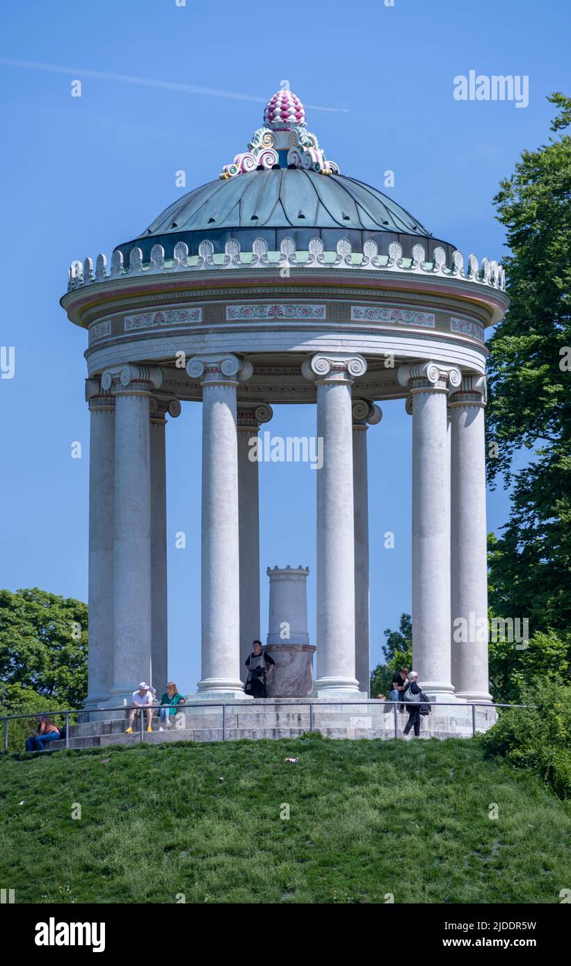 Der Monopteros-Tempel, englischer Garten, München, Bayern, Deutschland Stockfoto