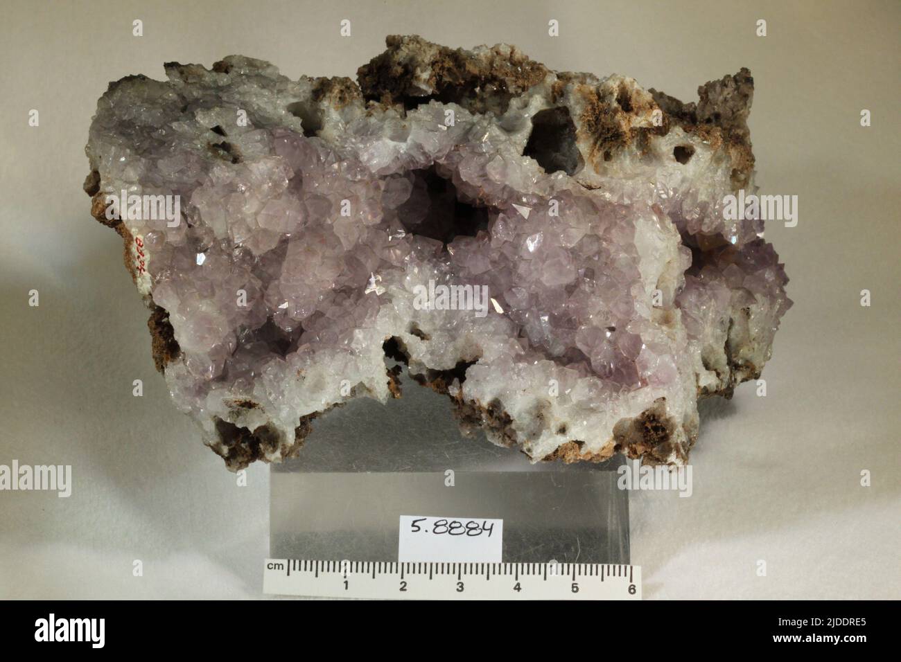 Quarz. Mineralien. Nordamerika; USA; New Jersey; Hudson County; Bergen Hill; Tunnel Stockfoto