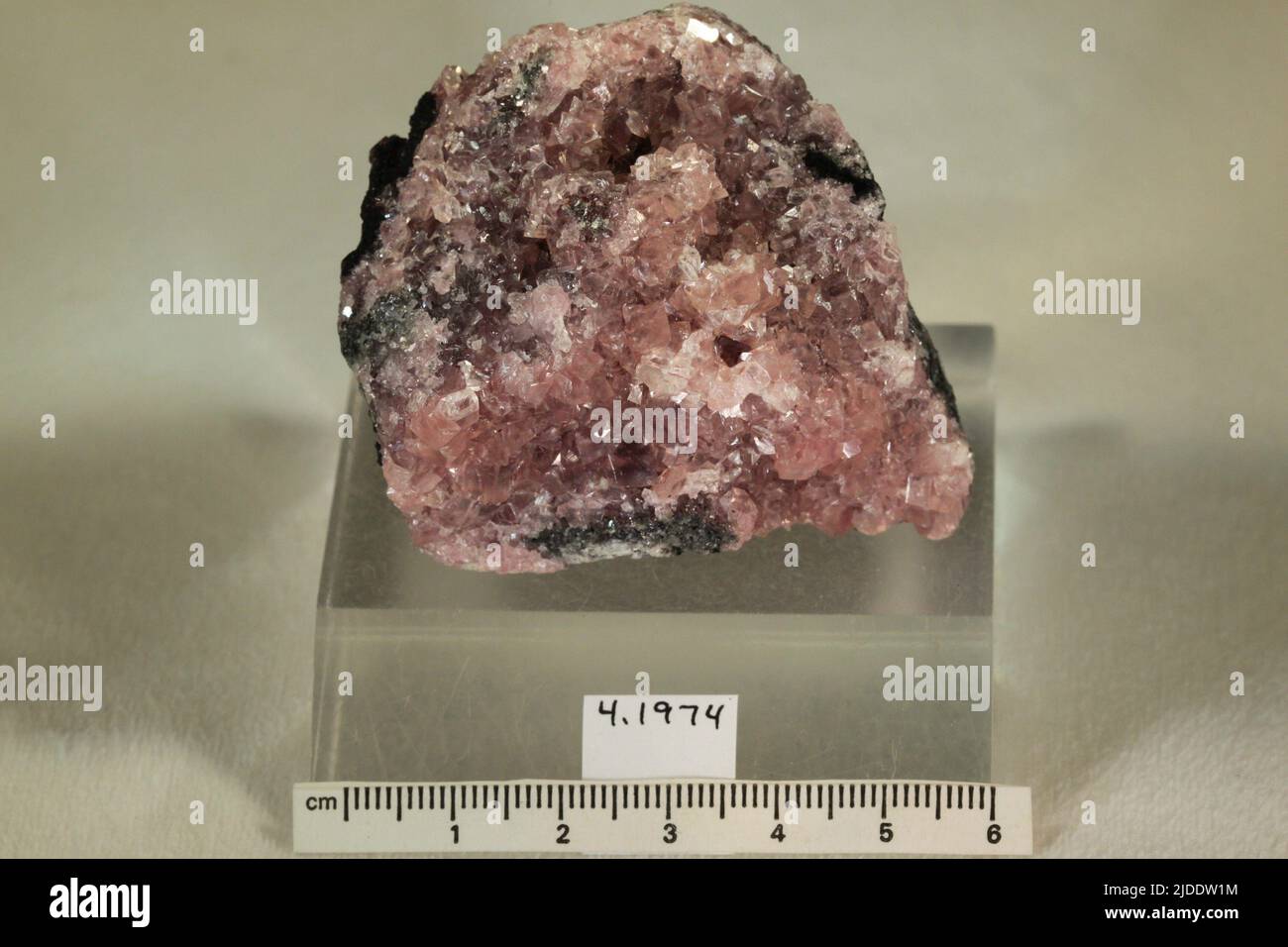 Smithsonit. Mineralien. Afrika; Namibia; Tsumeb Stockfoto