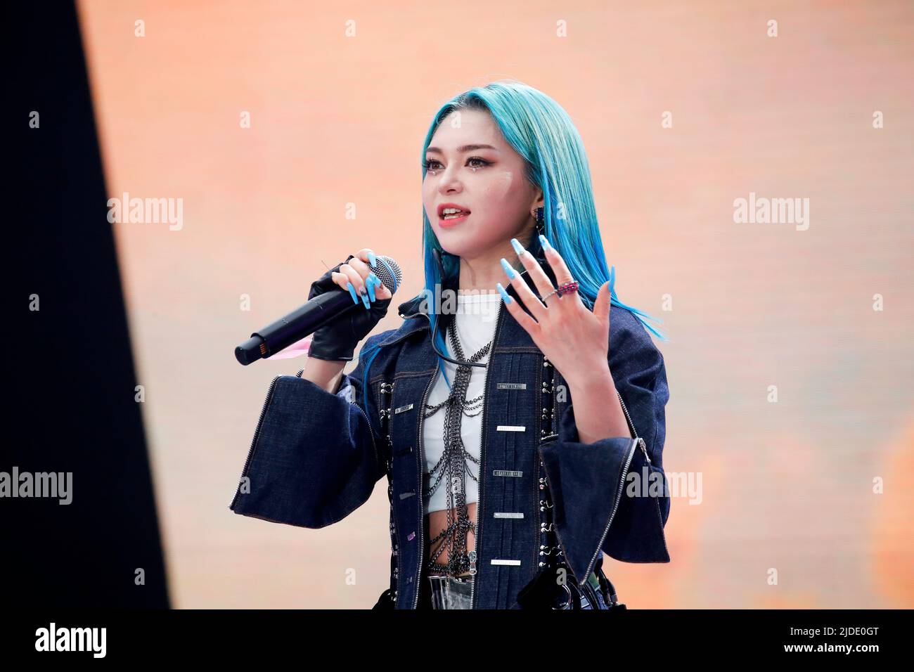 Alexa, 19. Juni 2022 : Sänger Alexa tritt vor dem Red Carpet Event auf, um den neuesten Film Top Gun: Maverick in Seoul, Südkorea, zu promoten. Der Film wird am 22. Juni in Korea veröffentlicht. Kredit: Lee Jae-won/AFLO/Alamy Live Nachrichten Stockfoto