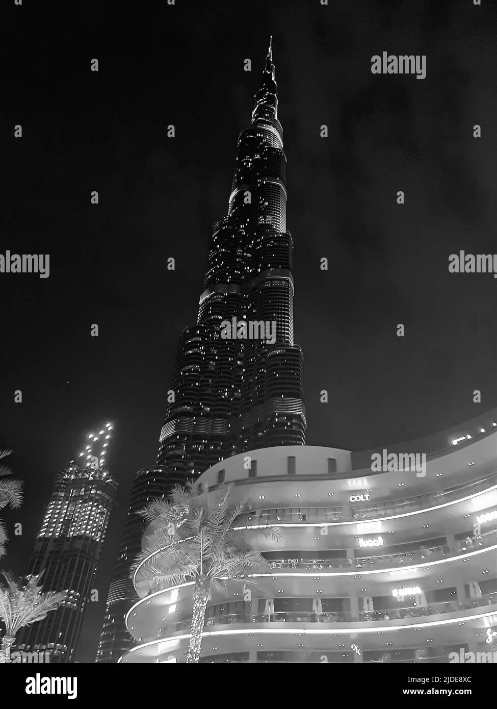 Dubai, VAE 20. Februar 2020: Das höchste Gebäude der Welt Burj Khalifa Stockfoto
